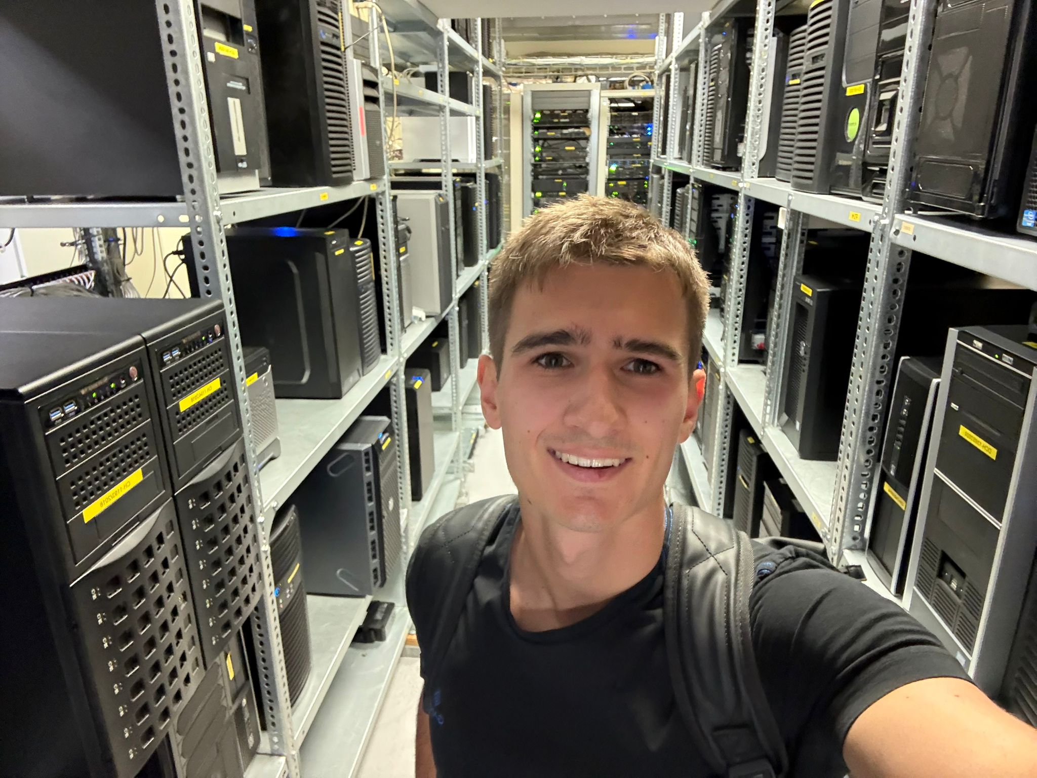 Stěhujeme naše servery do datacentra